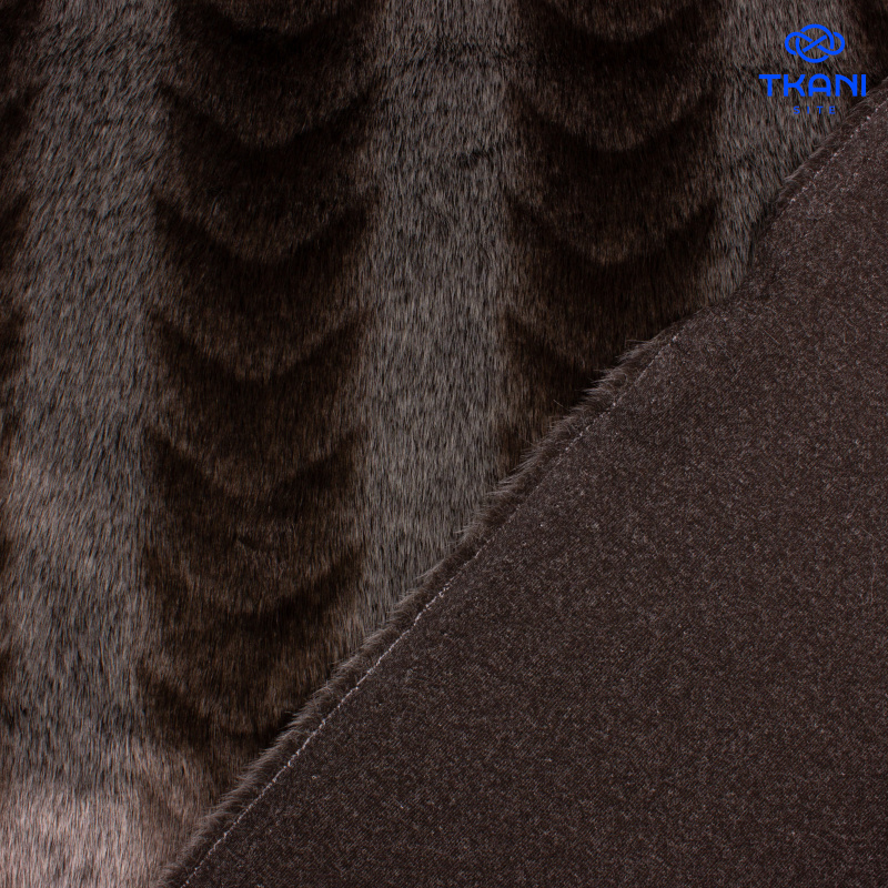 1699. Искусственный мех. Имитация нутрии.