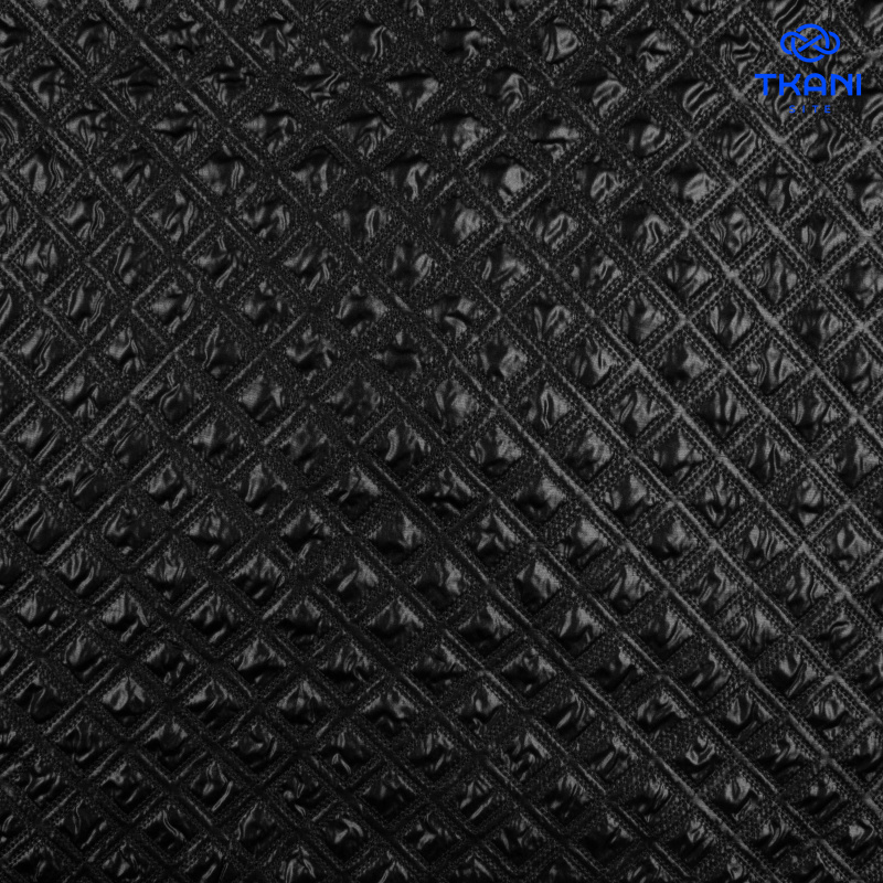 1700. Курточная стежка на синтепоне. Черный.