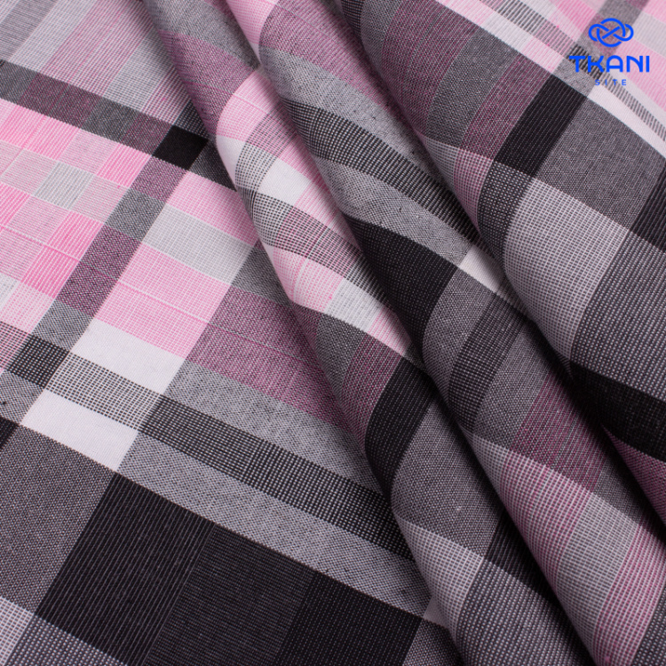 1708. Костюмная поливискоза. В клетку.