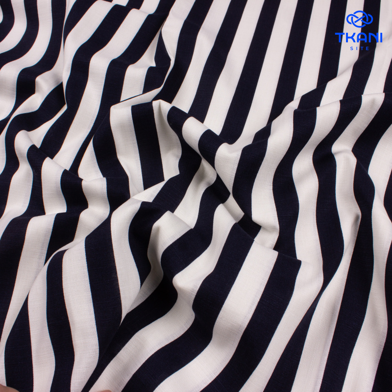 1746. Лен с вискозой в полоску.