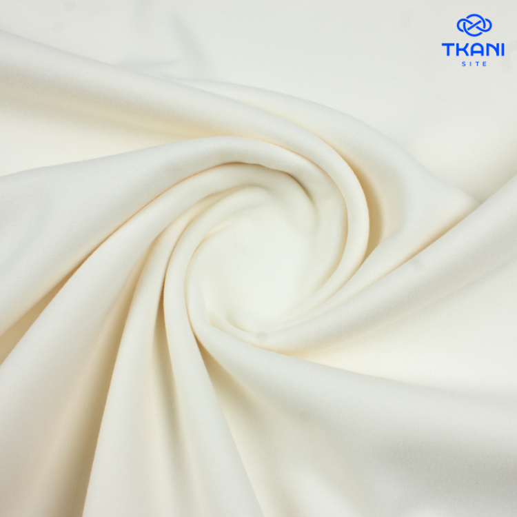 2533. Пальтовая. Айвори