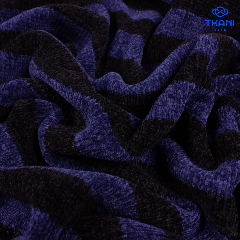 2657. Трикотажное полотно. Шенилл. В полоску от Tkani.site