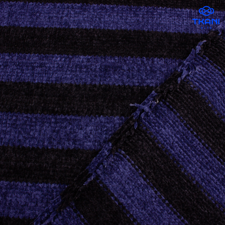 2657. Трикотажное полотно. Шенилл. В полоску от Tkani.site