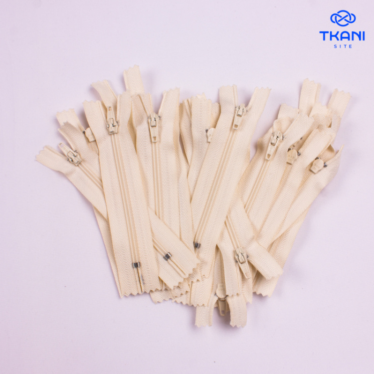 2736. Молнии короткие 10см. 20шт. Цена за упаковку.