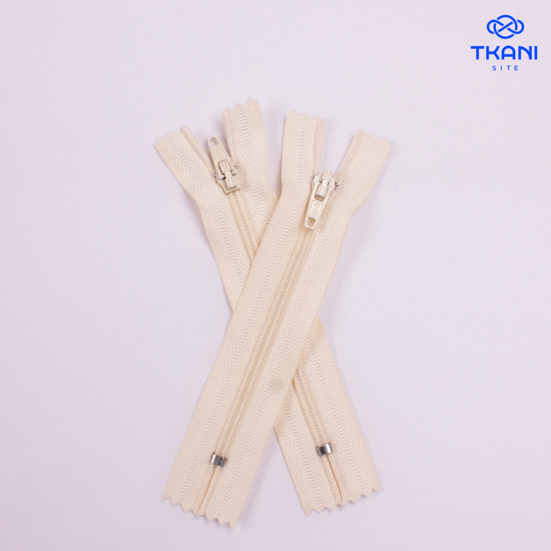 2736. Молнии короткие 10см. 20шт. Цена за упаковку.