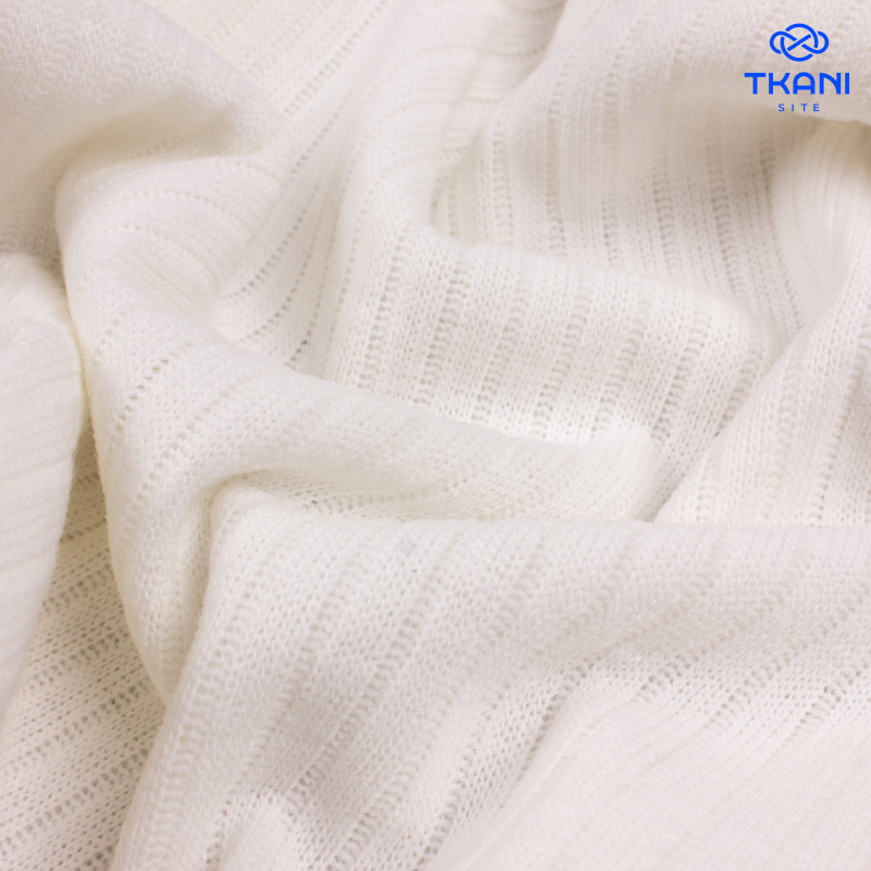 1834. Трикотажное полотно. Лапша. Молочный. Уценка!!!