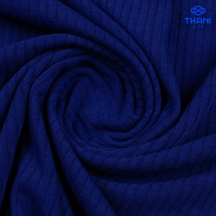 1836. Трикотажное полотно. Лапша. Василек.