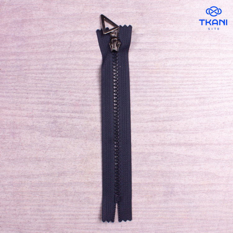 2837. Молния. 145см. Цена за 1шт