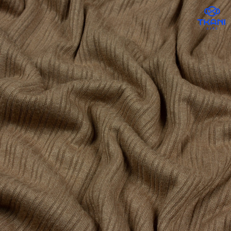 3075. Трикотажное ролотно. Лапша. Вискоза. Миндаль