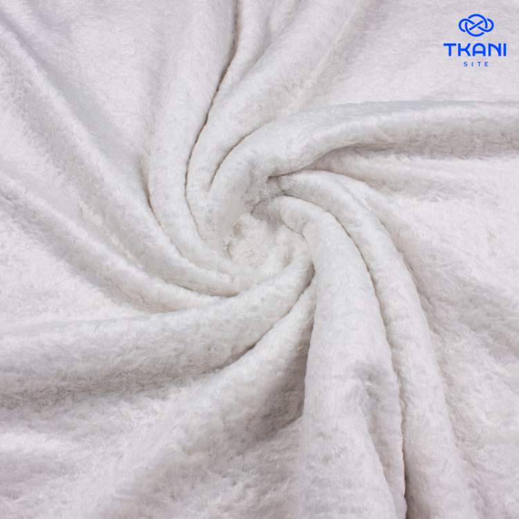 3102. Искусственный мех. Имитация козлика