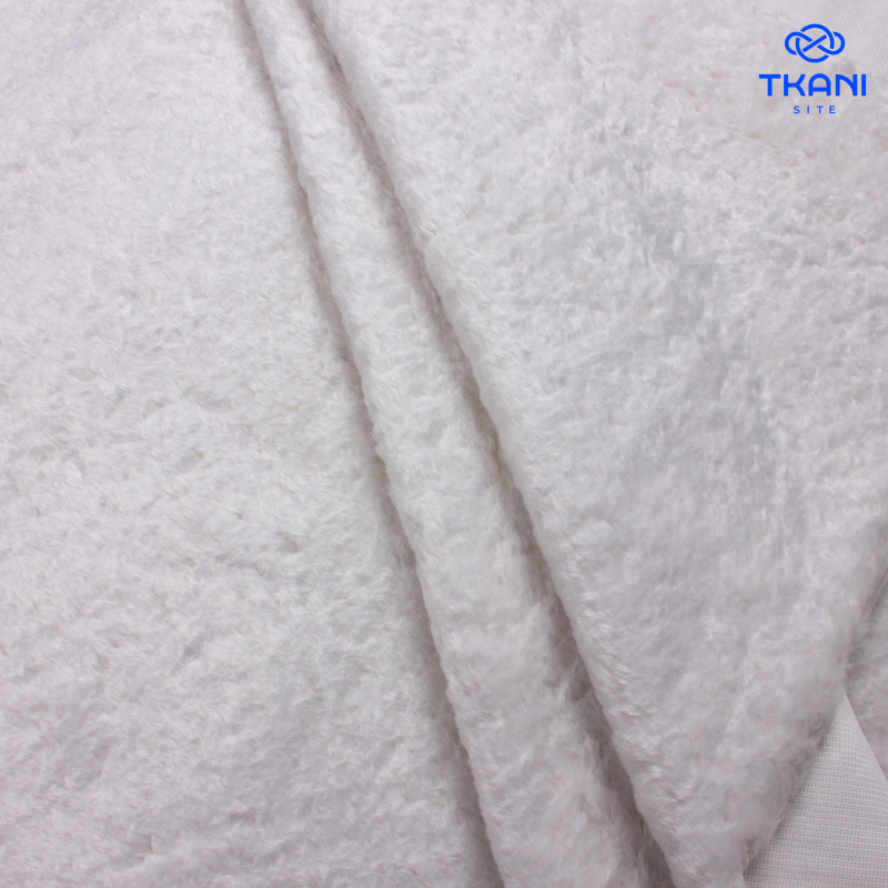 3102. Искусственный мех. Имитация козлика