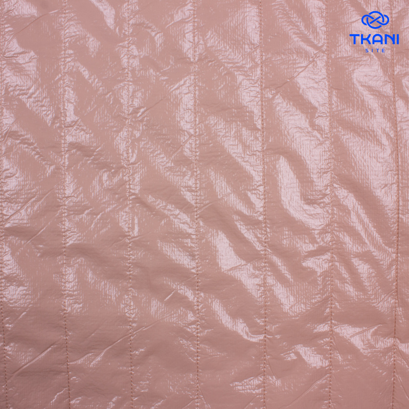 1977. Курточная стежка на синтепоне. Персиковое пюре.