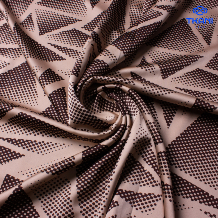 3230. Конкурс!!!  Тяжелый Армани. Принт