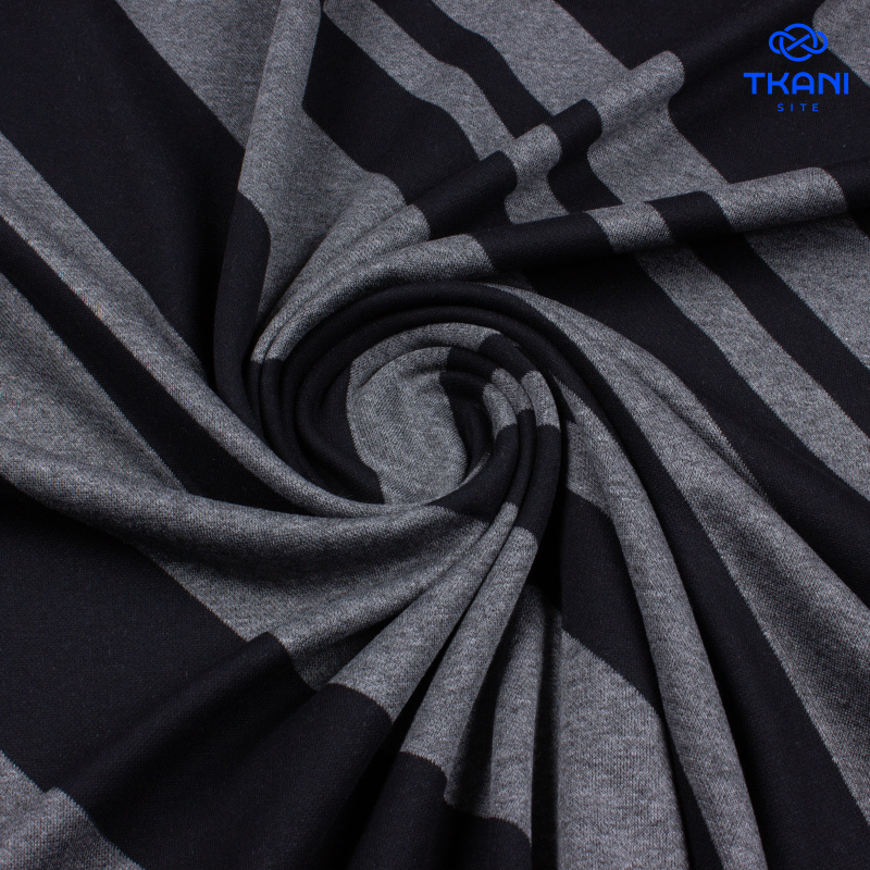 3245. Вискозное трикотажное полотно. Пике. Принт.