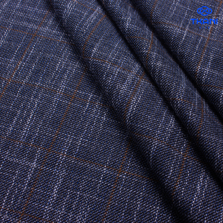 5050. Костюмная поливискоза. В клетку.