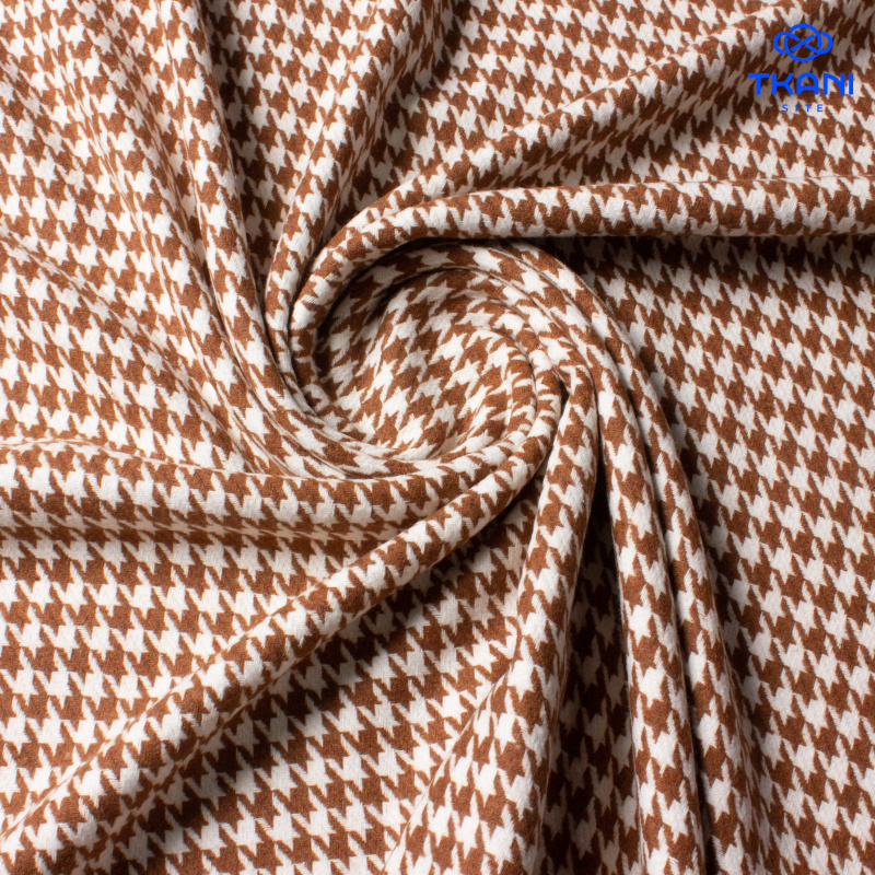 5062. Костюмная. Pied de poule.