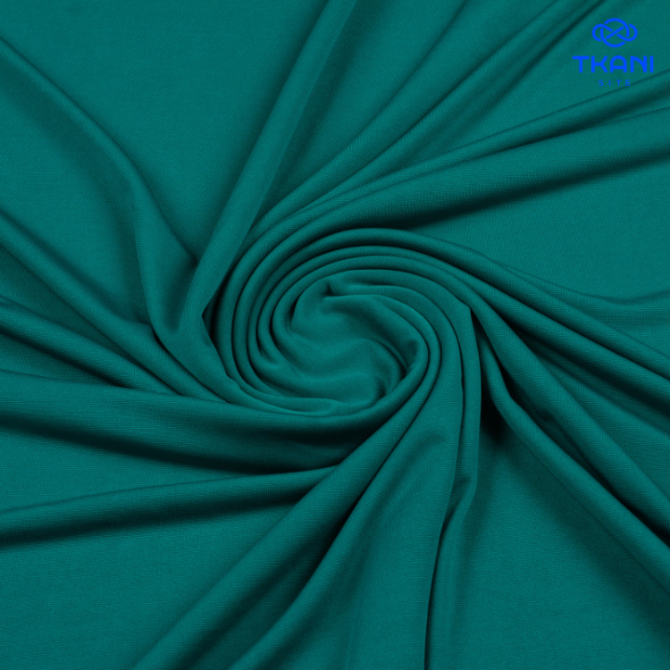 3579. Трикотажное полотно. Масло. Авантюрин