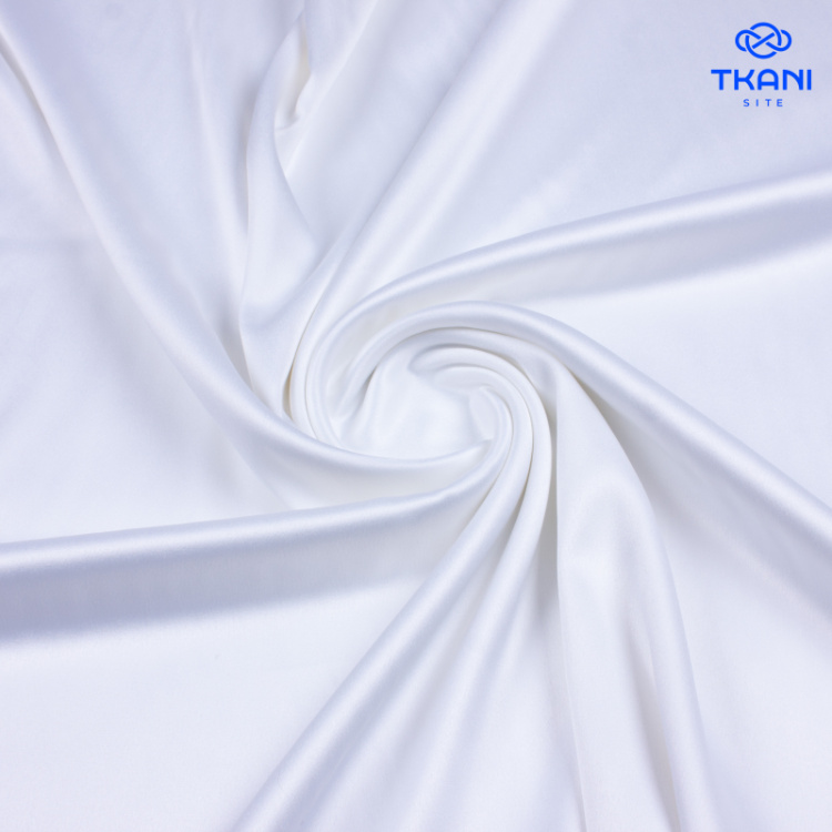 5089. Костюмно-плательный атлас. Молочный.