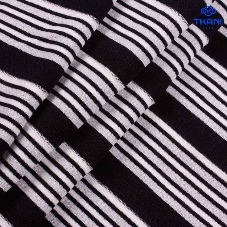 3617. Подвязы. 6х110см. 5 манжет.