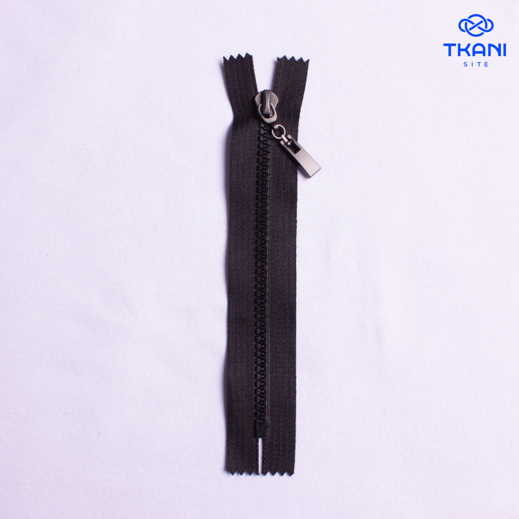 3638. Молния. 16см. Черный. (Цена за 1шт) - фото 1