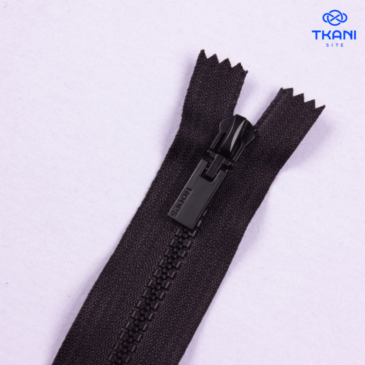 3673. Молния. 16см. Черный. (Цена за 1шт)