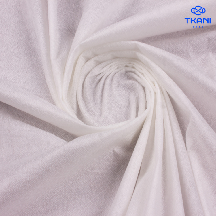 3730. Флизелин клеевой. Молочный