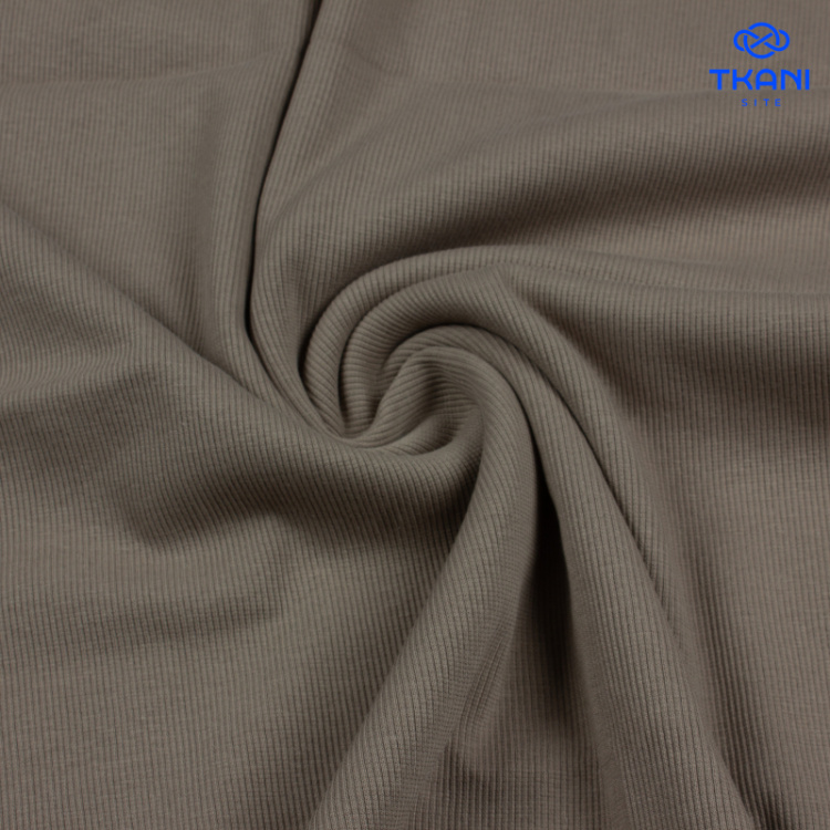 3866. Кашкорсе. Чулок. Песок