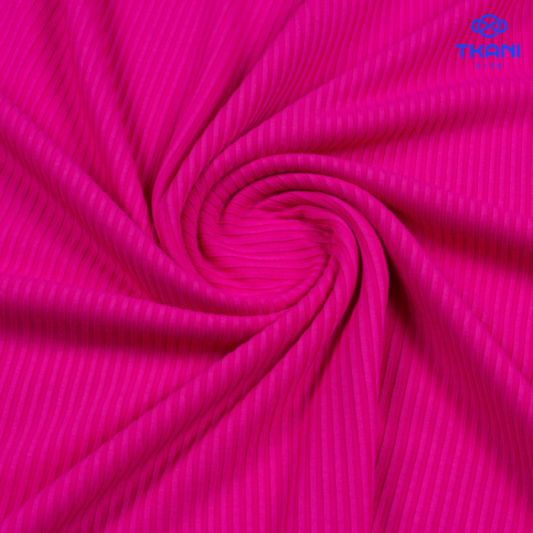 7053. Трикотажное полотно. Лапша. Маджента.