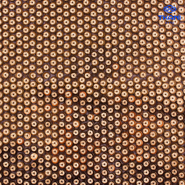 4087. Пайетки на фатине - фото 1