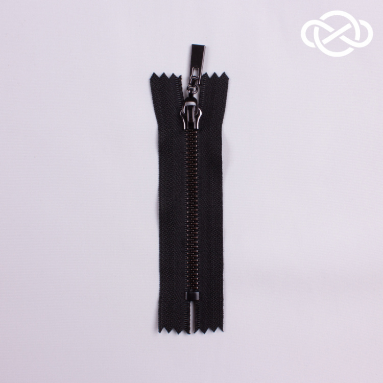 4309. Молния. 14см (Цена за 1шт)