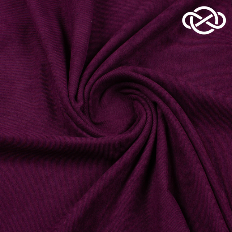 4451. Микровельвет. Сливовое вино