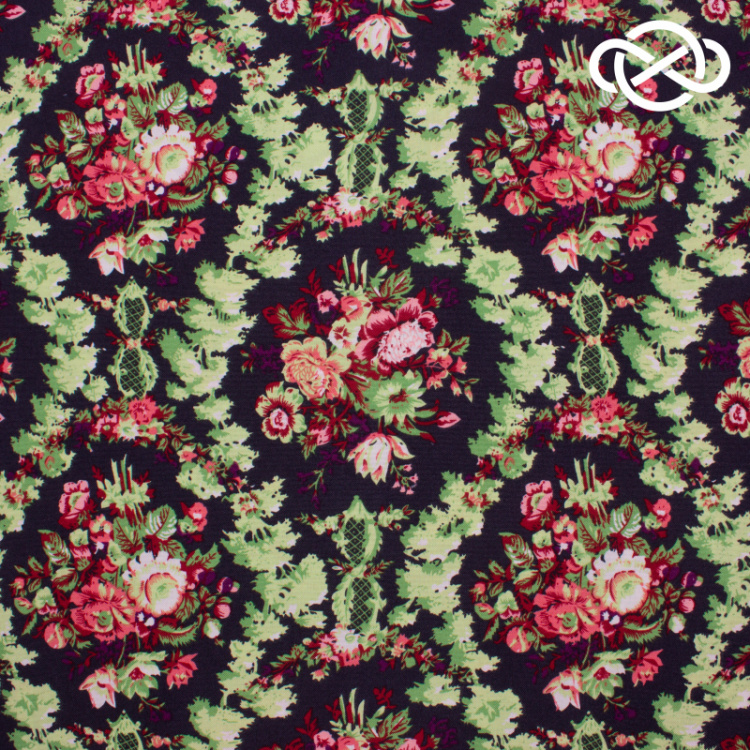 7490. Костюмная. Габардин. Принт.