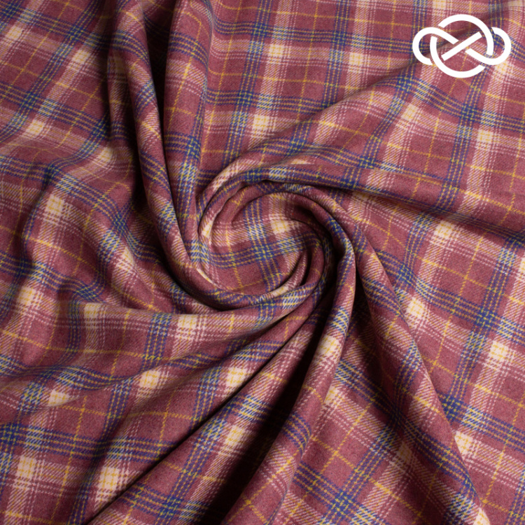 7650. Костюмная фланель. В клетку. Уценка!!!