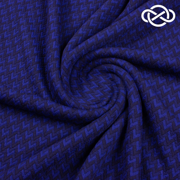 7652. Трикотажное полотно. Фукра.