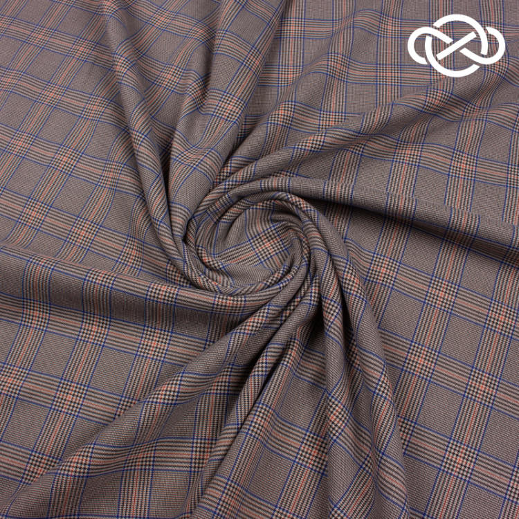 7658. Костюмная. В клетку. Уценка!