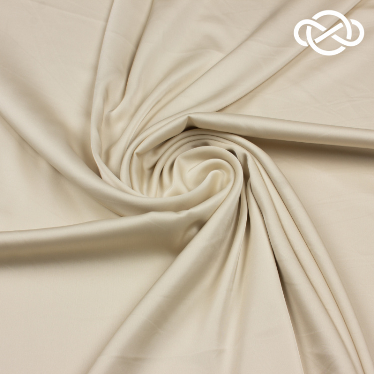 10050. Искусственный шелк. Армани. Сливочный крем. Уценка!!!