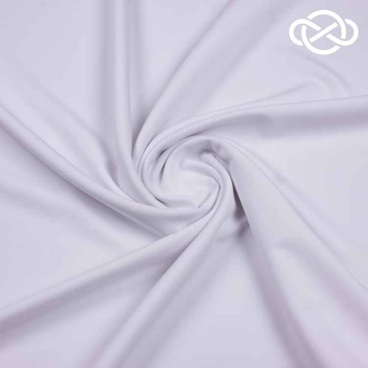 10055. Костюмная. Поливискоза. Белый