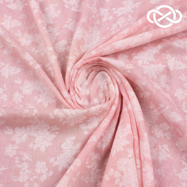 10224. Батист с мережками. Принт от Tkani.site