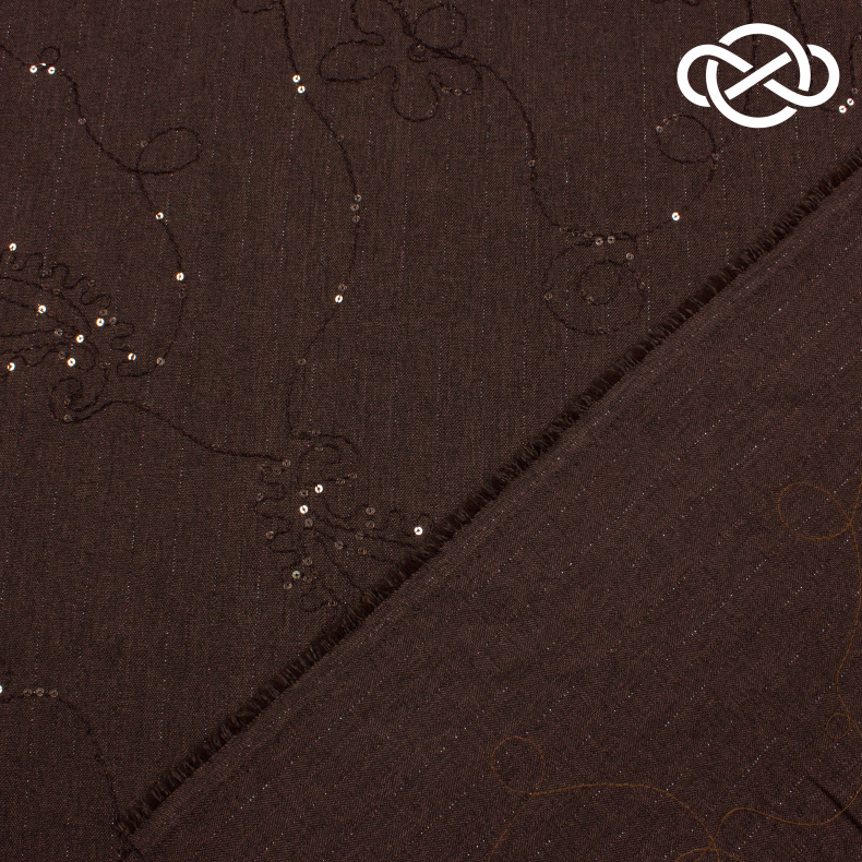 10242. Костюмная в полоску. Вышивка с пайетками от Tkani.site