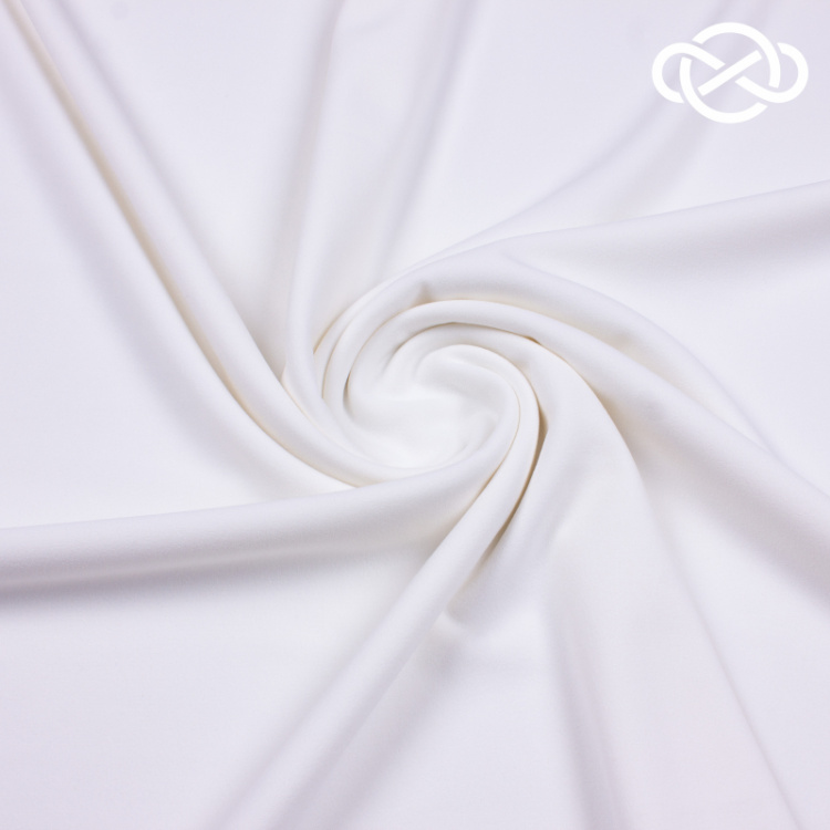 10288. Трикотажное полотно. Скуба. Молочный