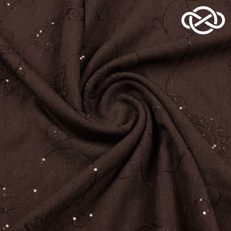 10242. Костюмная в полоску. Вышивка с пайетками. Уценка!!!