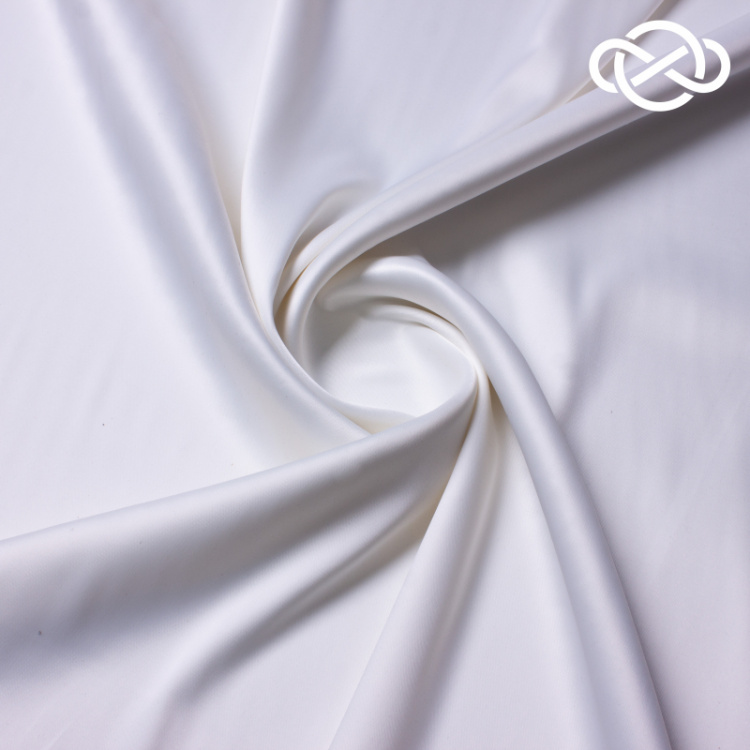 10381.  Атлас "Русский сатин" Милк