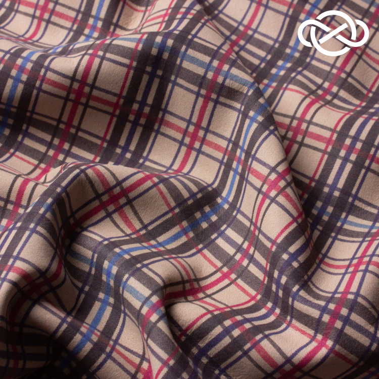 11424. Кожа натуральная. Burberry.  Италия. Размер полотна в среднем около 200дм(и больше) в одной пластине - фото 1