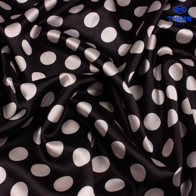 1055. Плательный атлас. В горошек.