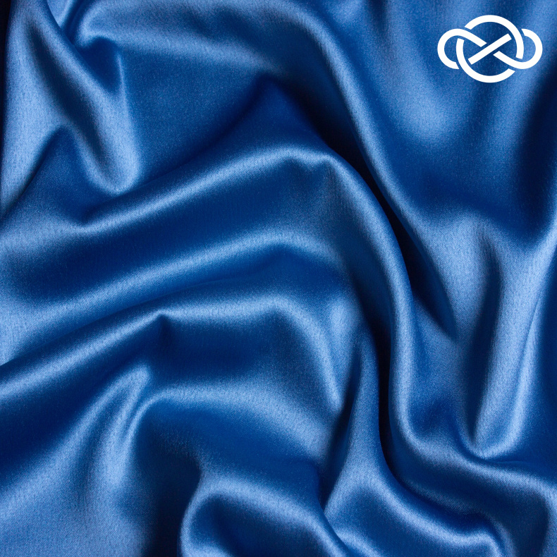 11821. Костюмный атлас. Saxony blue от Tkani.site
