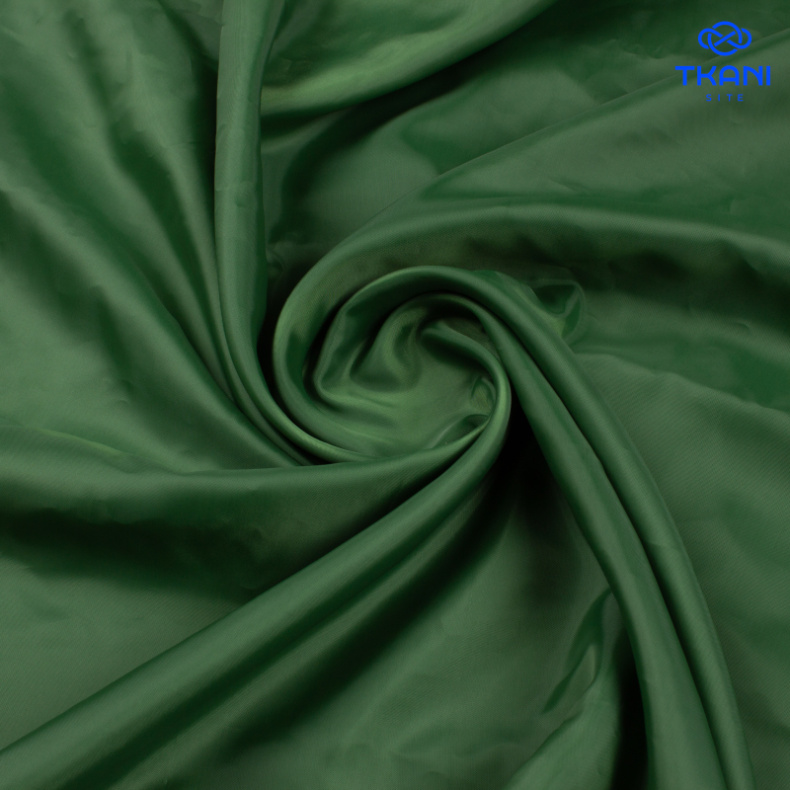 1074. Подкладочная. Зеленая пчела. от Tkani.site