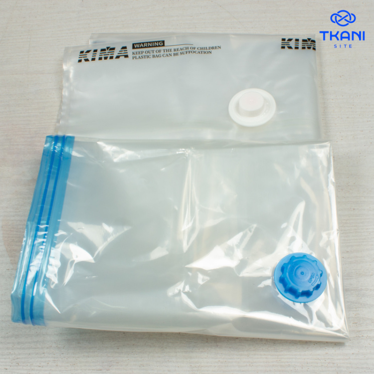 3002. Вакуумный мешок. Размер мешка на усмотрение сборщика, относительно объема вашего заказа. 