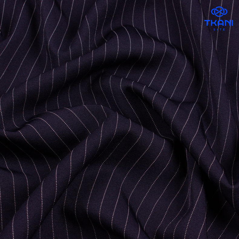 1058. Костюмная. В полоску. Уценка!!! от Tkani.site