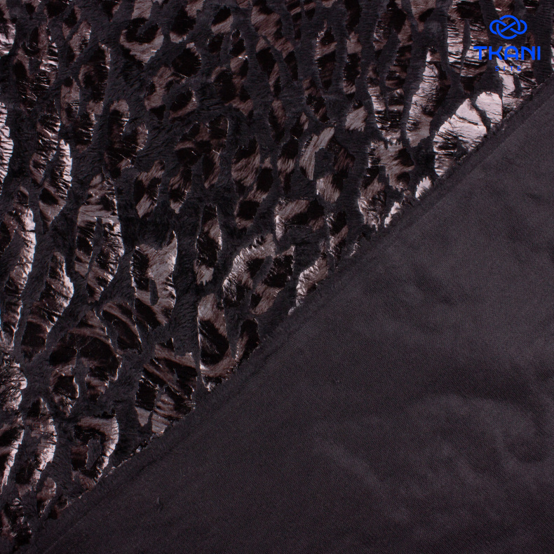 2132. Вельбоа с ламинацией. Энимал принт от Tkani.site