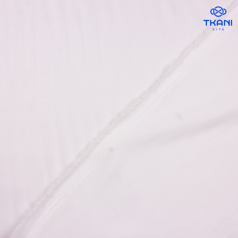 92102. Искусственный шелк. Армани. Молочный. Уценка!!!